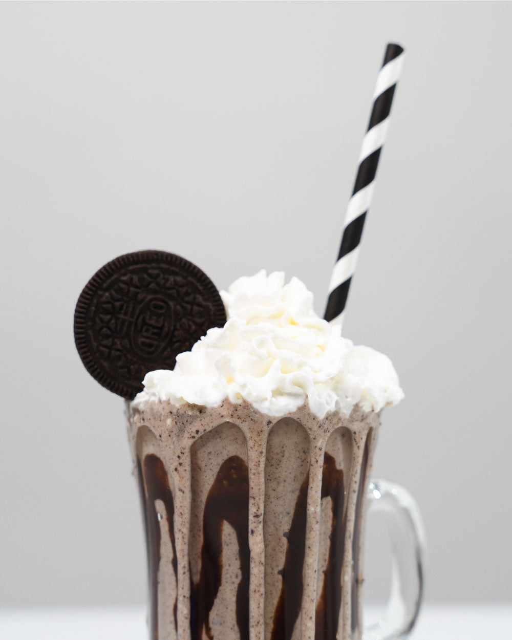 Caramel Cookies & Cream Recovery Milkshake